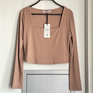 NWT CHIC ROYALE Tan Long Sleeve Crop Top